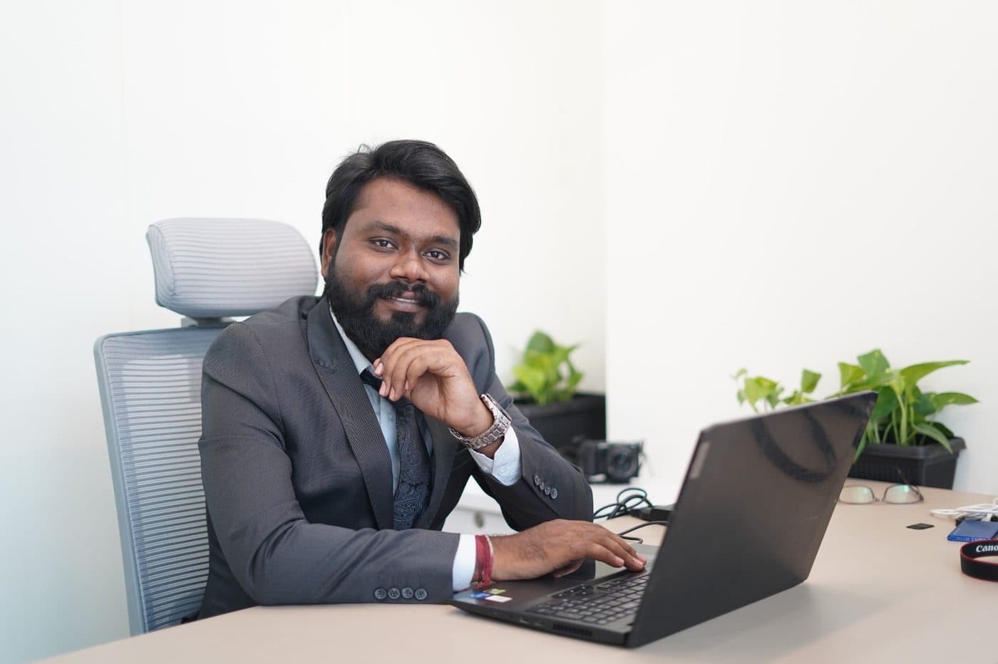Yogiraj Davane
